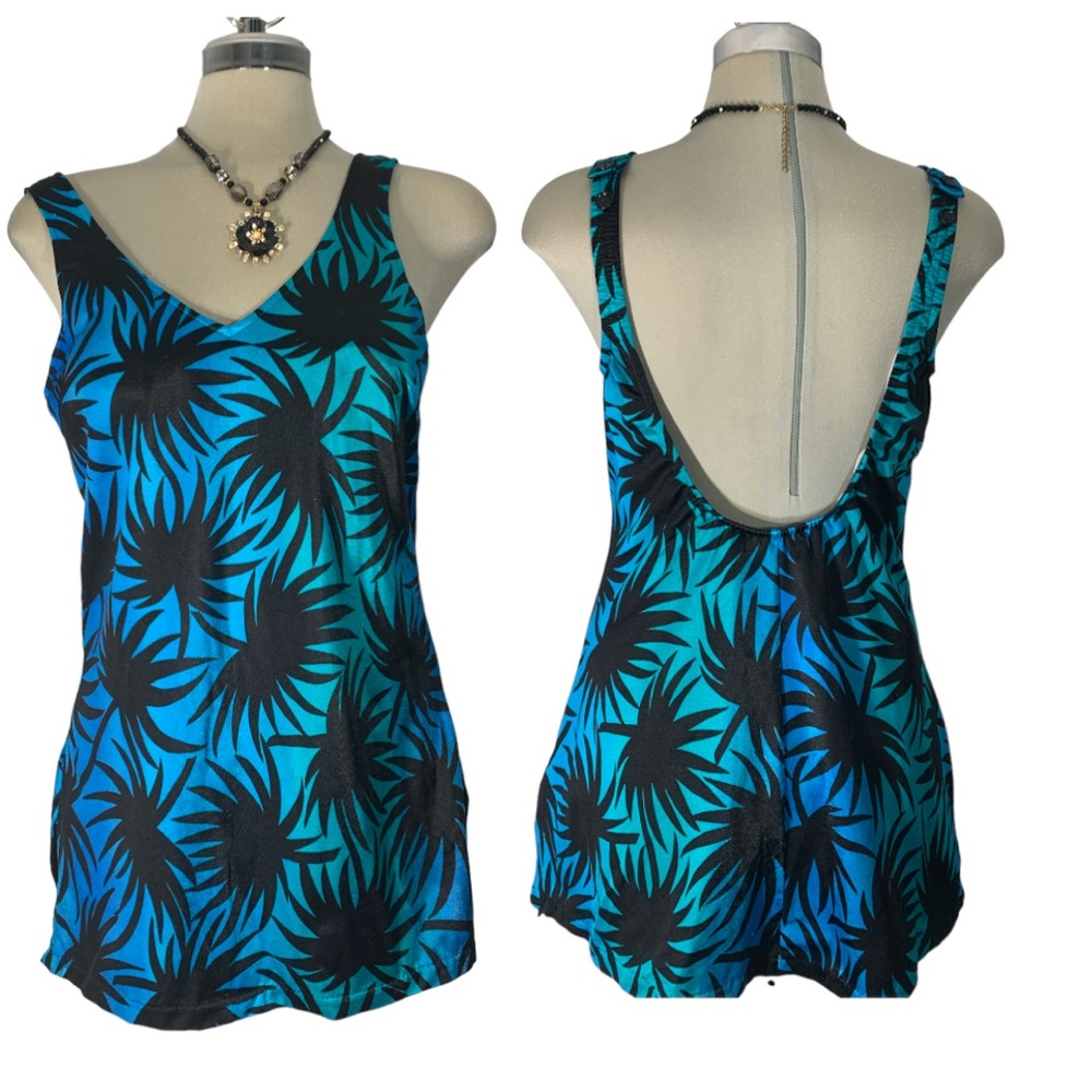 Máxime Of Hollywood Blue and Black Swimming Suite